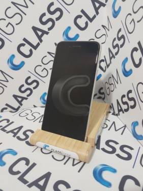 Apple iPhone SE 2022 128Gb